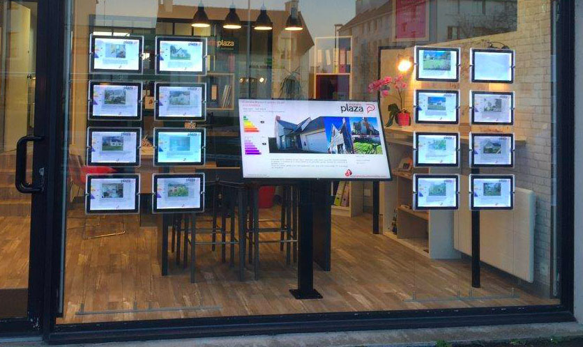 ecran_vitrine_stephane_plaza