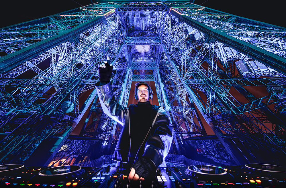 monumental-michael-canitrot-tour-eiffel