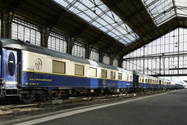 orient-express-1-56-tt-width-1872-height-1200-fill-0-crop-0-bgcolor-eeeeee